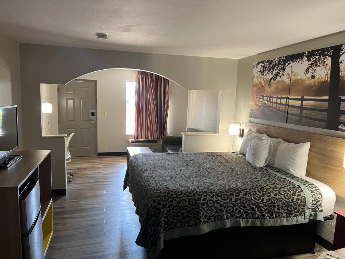 Days Inn & Suites By Wyndham Opelousas Εξωτερικό φωτογραφία