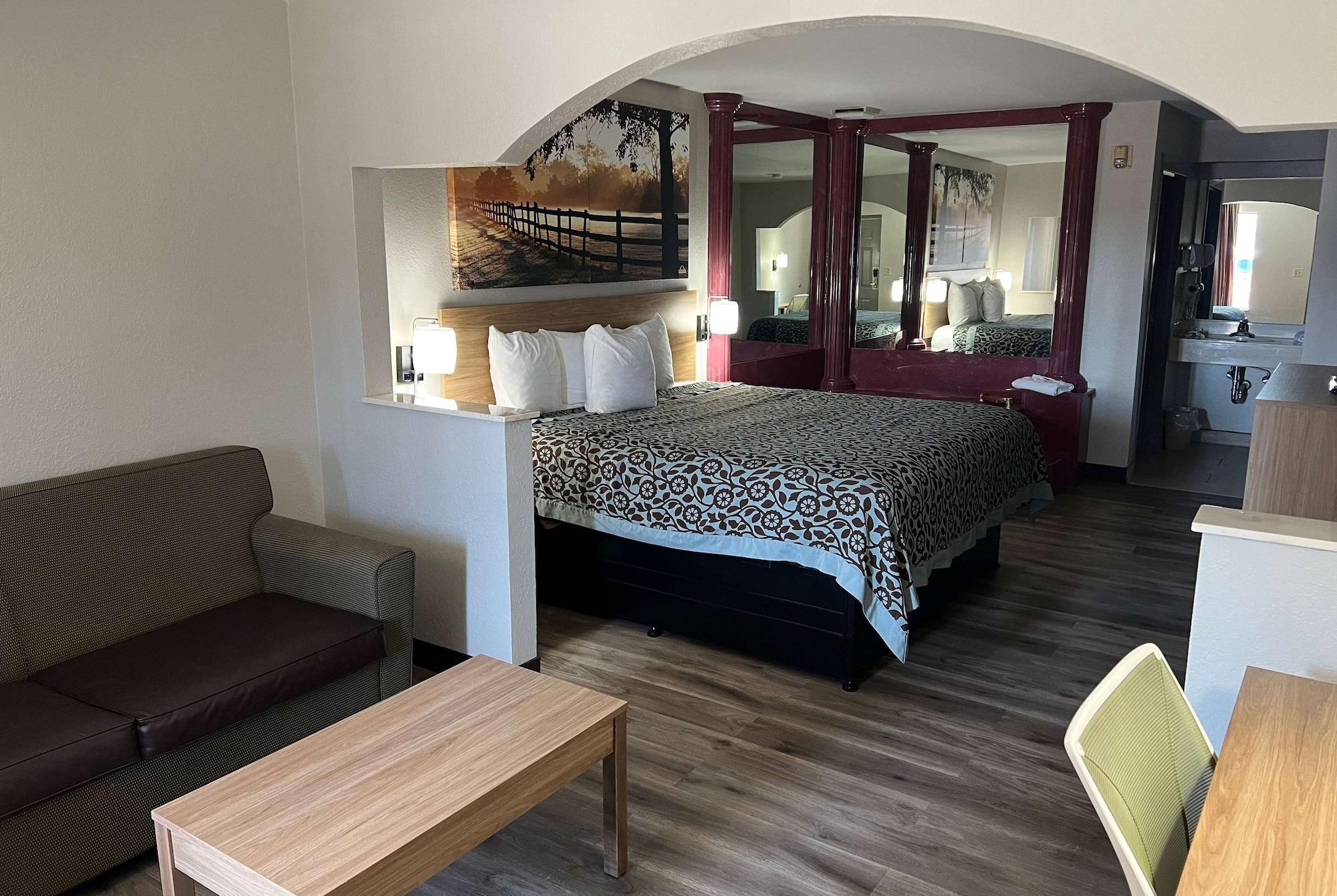 Days Inn & Suites By Wyndham Opelousas Εξωτερικό φωτογραφία