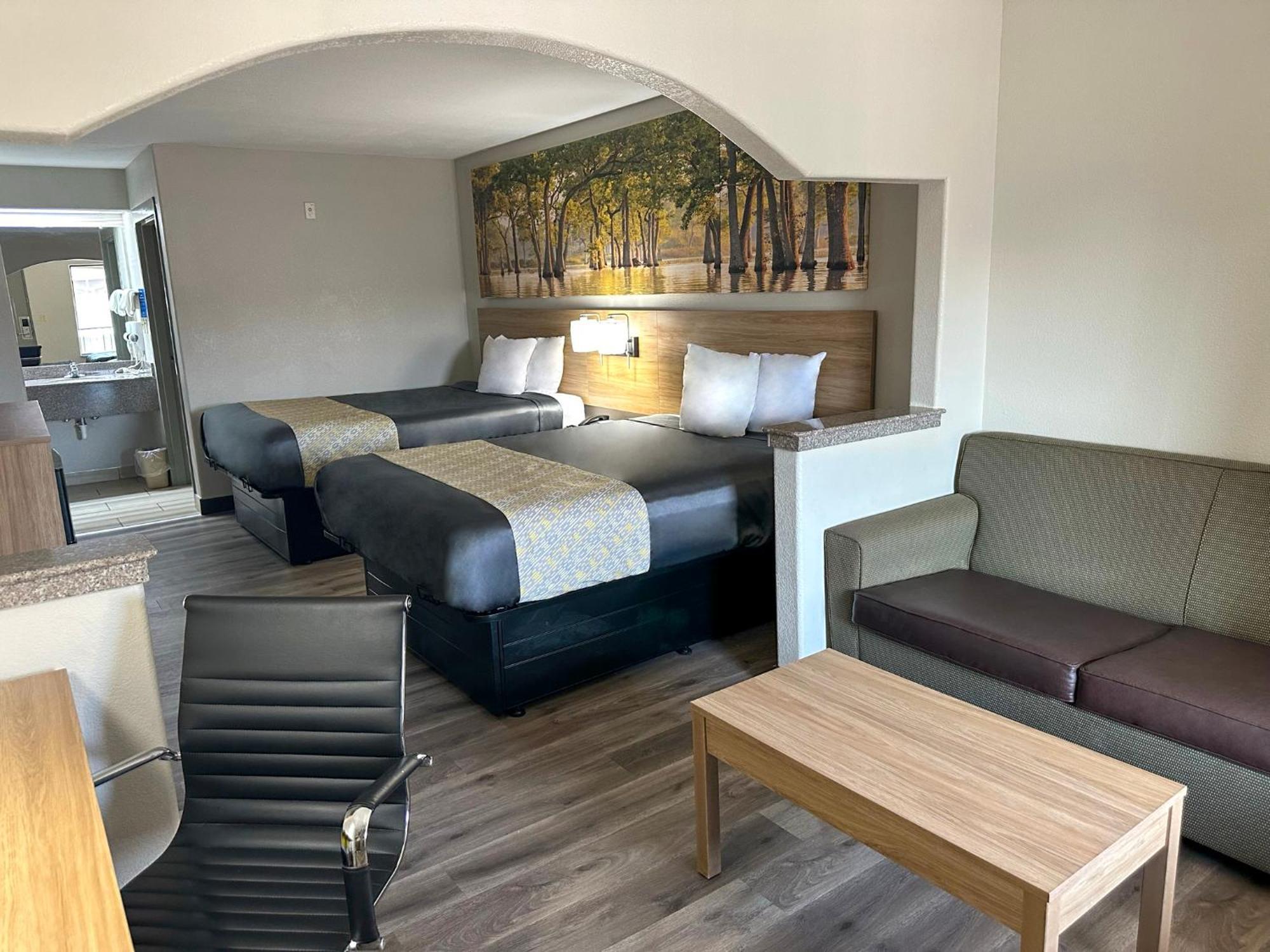 Days Inn & Suites By Wyndham Opelousas Εξωτερικό φωτογραφία
