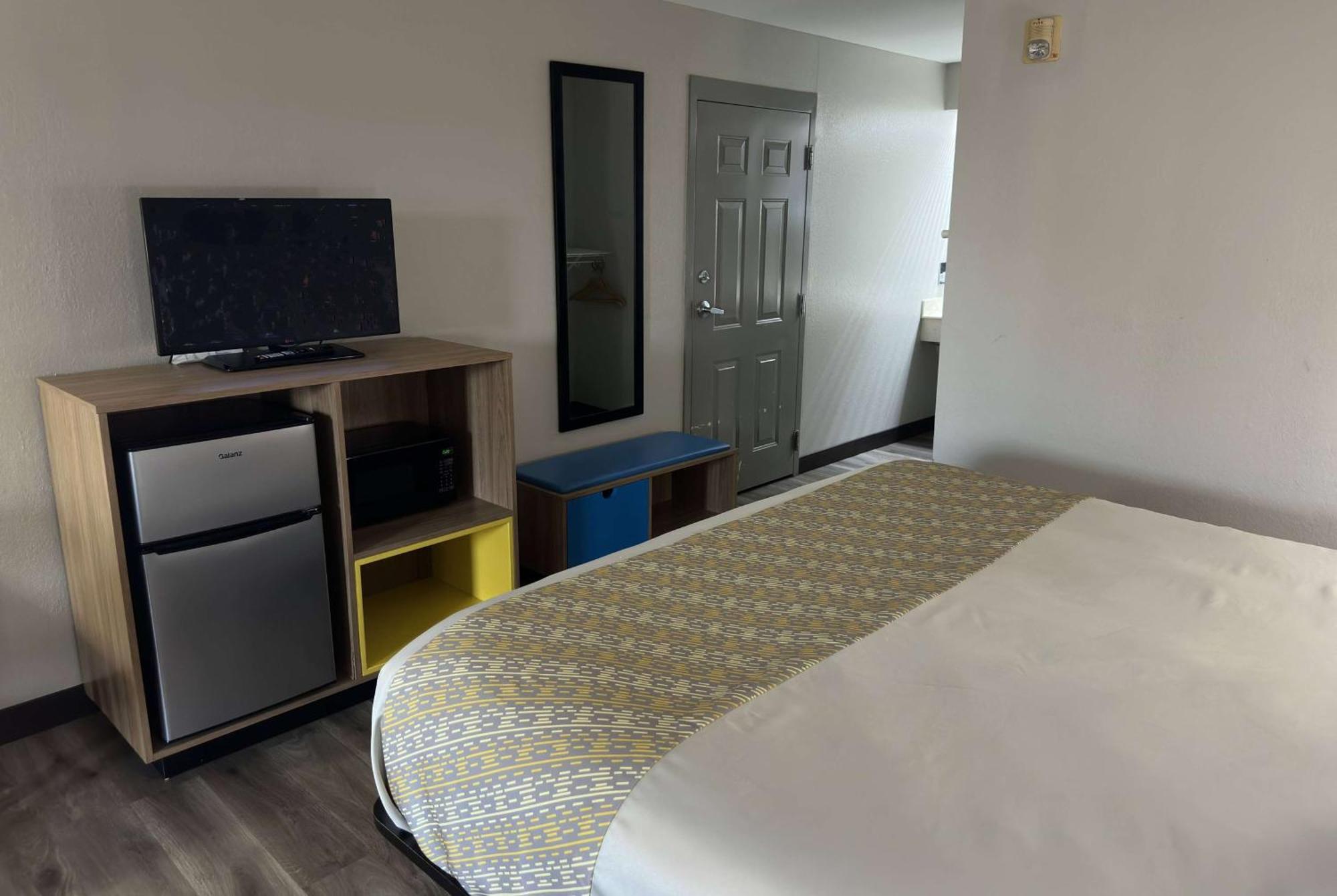 Days Inn & Suites By Wyndham Opelousas Εξωτερικό φωτογραφία